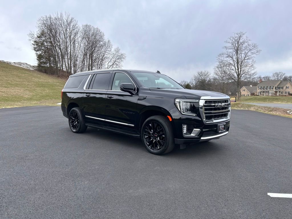 Certified 2023 GMC Yukon XL SLT w/ SLT Luxury Package image 1