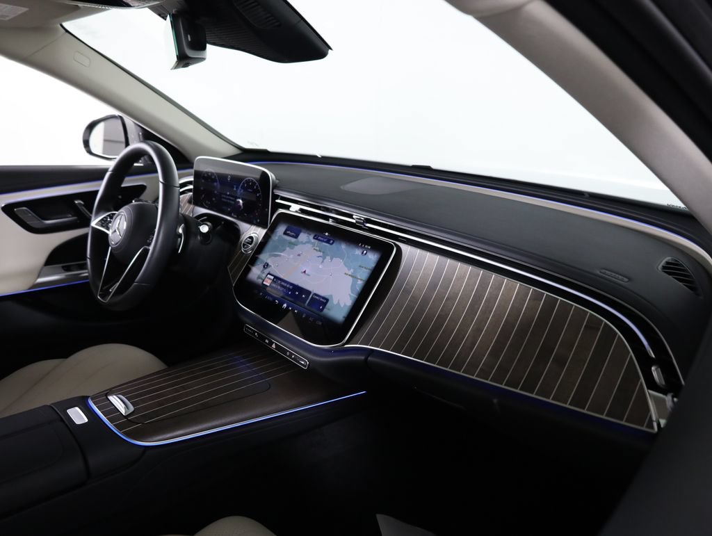 Certified 2025 Mercedes-Benz E 450 4MATIC Sedan image 45