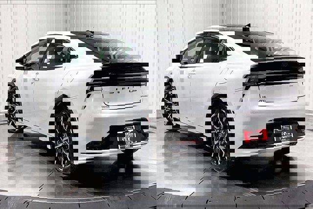 New 2026 Toyota Prius Plug-In Hybrid image 3