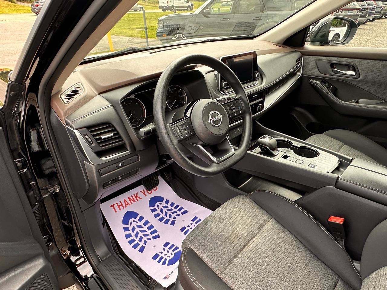 Used 2023 Nissan Rogue SV FWD image 29