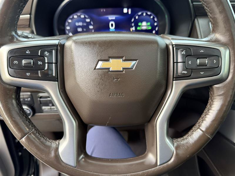 Used 2022 Chevrolet Suburban LT w/ LT Signature Package AWD/4WD image 34