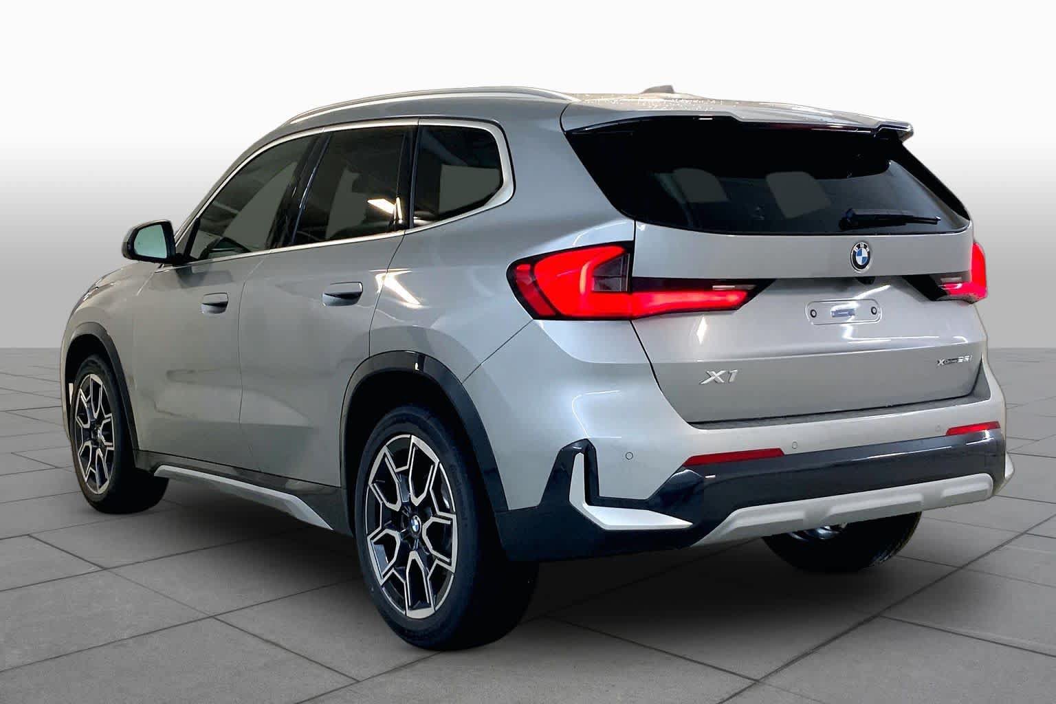 New 2026 BMW X1 xDrive28i w/ Technology Package AWD/4WD image 12