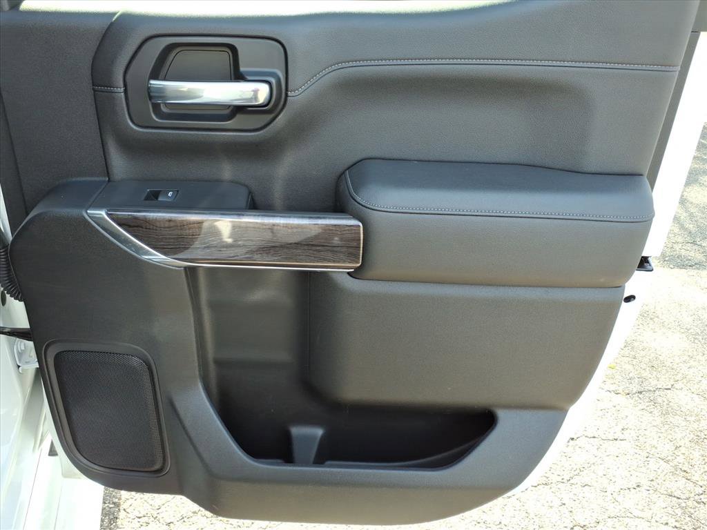 Used 2020 Chevrolet Silverado 1500 LTZ w/ Safety Package AWD/4WD image 19