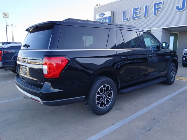 Used 2024 Ford Expedition Max XLT image 7