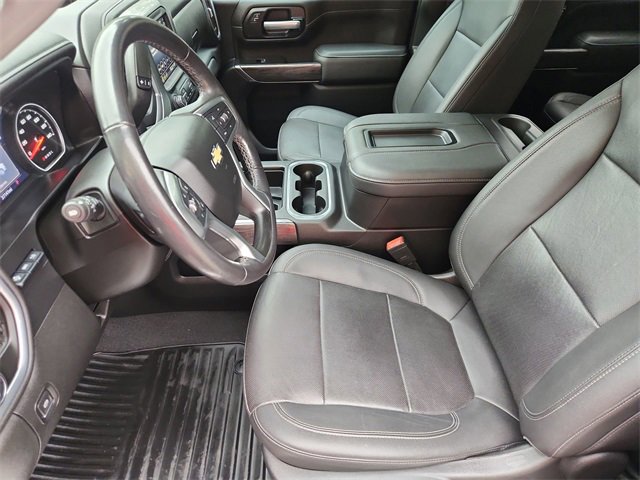 Used 2021 Chevrolet Silverado 2500 LTZ w/ LTZ Premium Package image 19