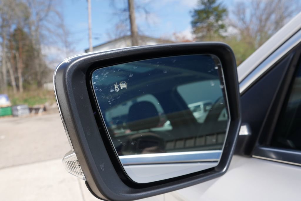 Used 2018 Chevrolet Impala Premier w/ Premier Confidence Package image 38