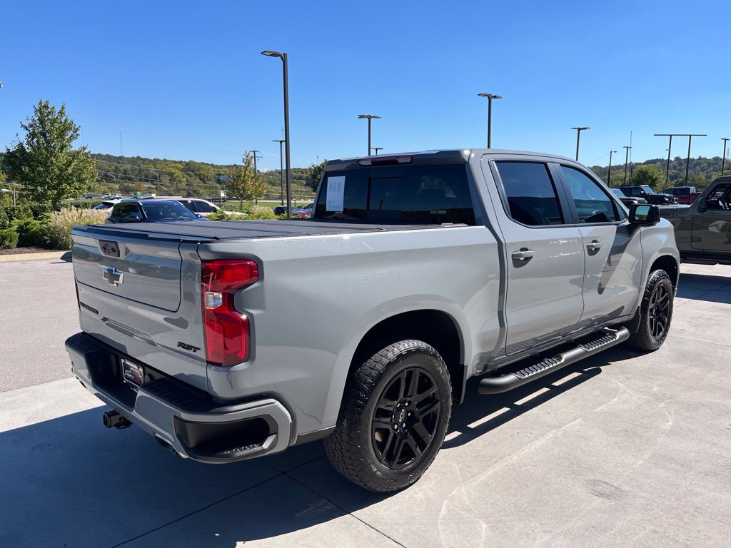 Used 2024 Chevrolet Silverado 1500 RST AWD/4WD image 21