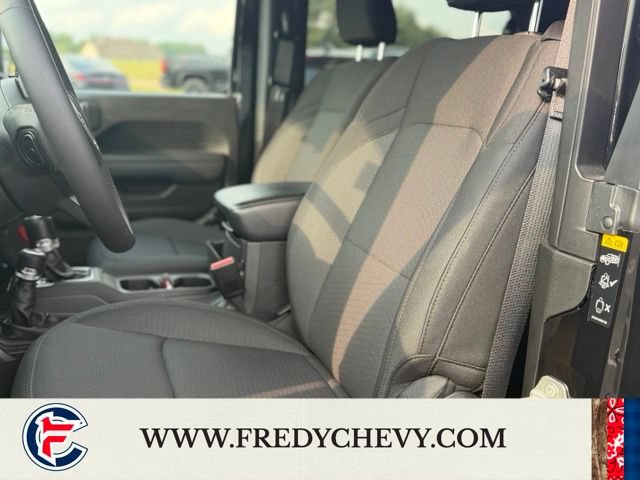 Used 2023 Jeep Wrangler Sport AWD/4WD image 24