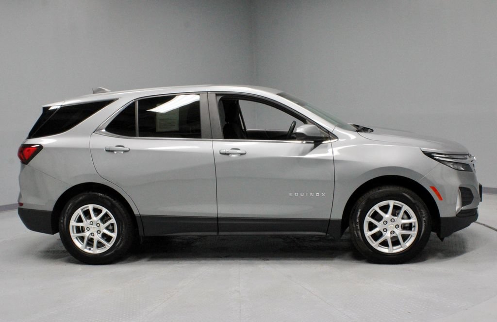 Used 2024 Chevrolet Equinox LT AWD/4WD image 5