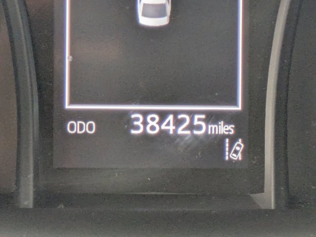 Used 2024 Toyota Camry SE image 25