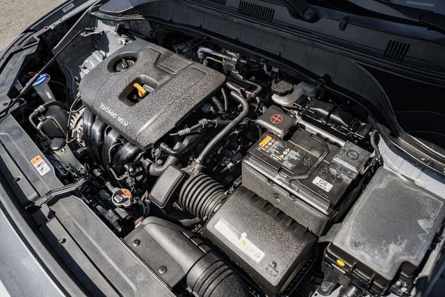 Used 2021 Hyundai Kona SE w/ Cargo Package image 18