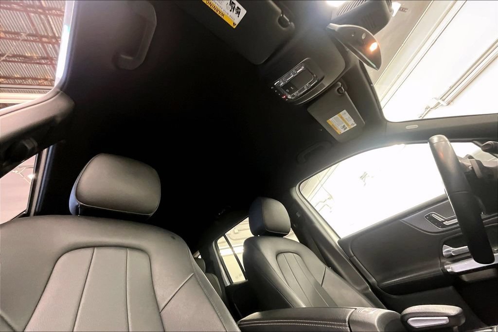 Used 2022 Mercedes-Benz GLB 250 image 28