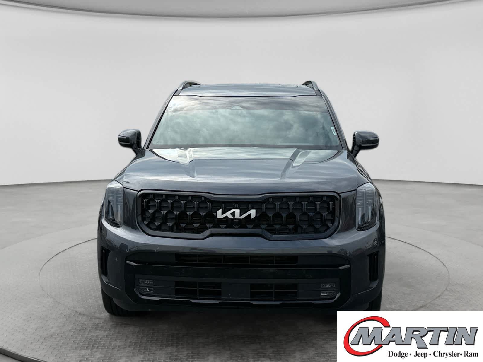 Used 2024 Kia Telluride SX X-Line AWD/4WD image 2