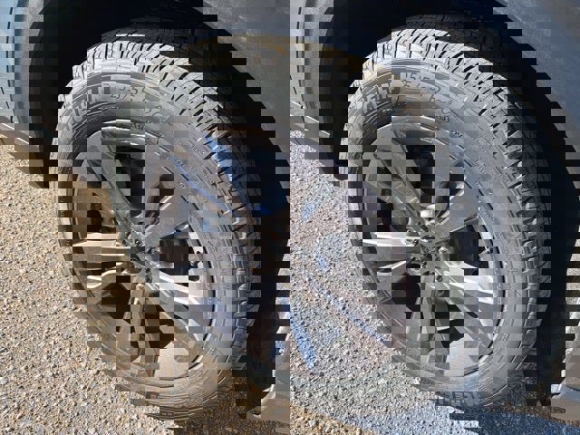 New 2026 Ford Explorer Active w/ Active Comfort Package image 9