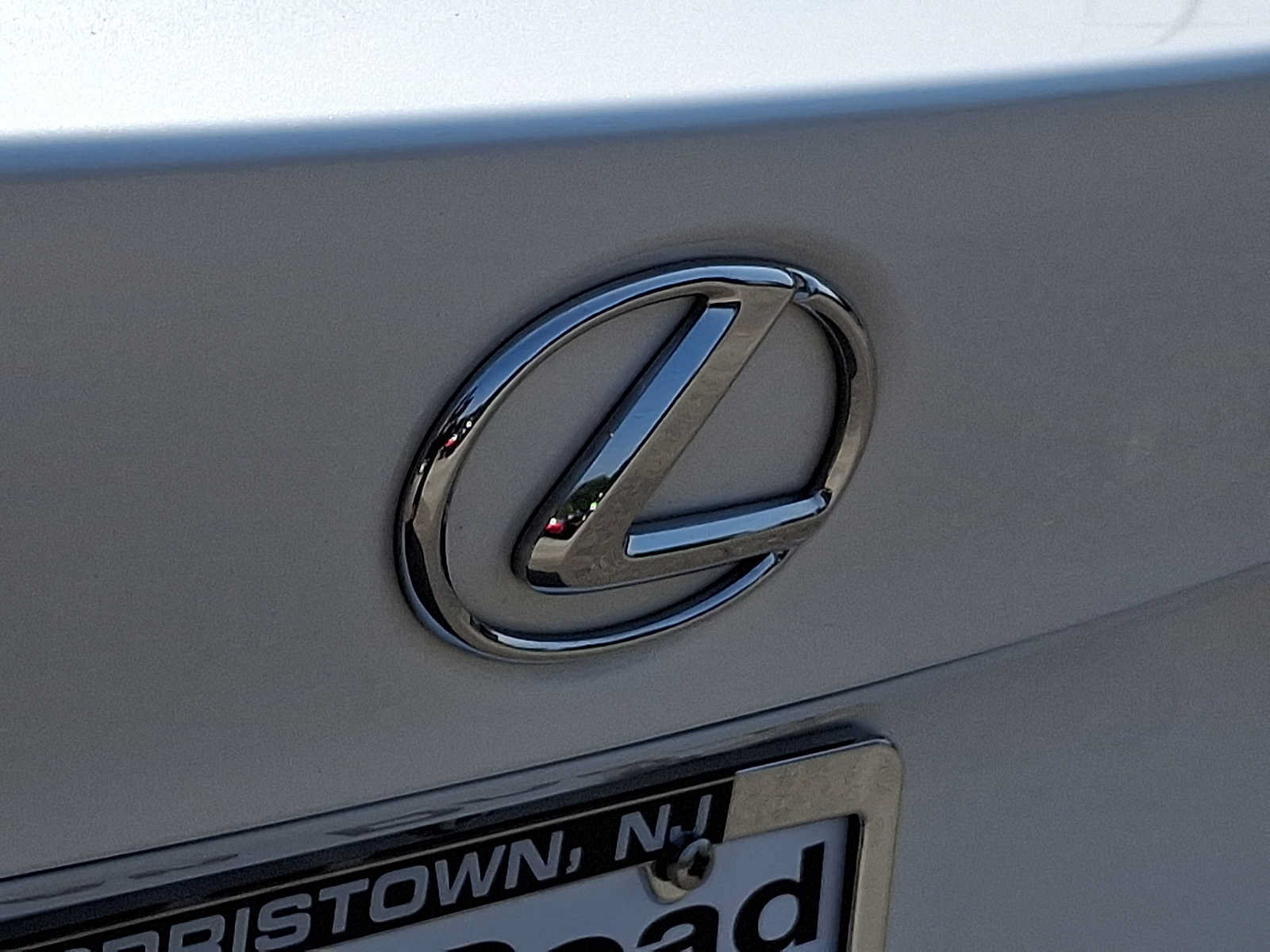 Used 2018 Lexus IS 300 AWD w/ Comfort Package image 29