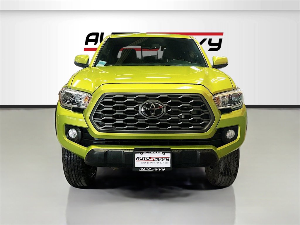 Used 2023 Toyota Tacoma TRD Off-Road image 2