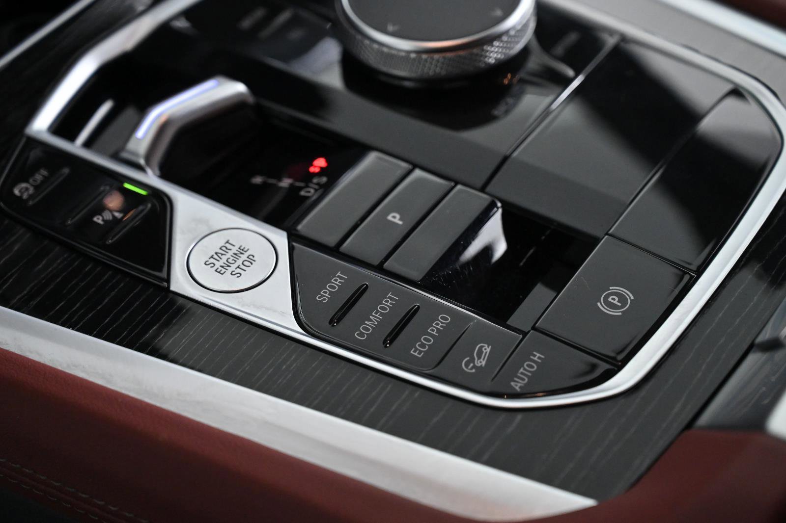 Used 2024 BMW X6 M60i image 24