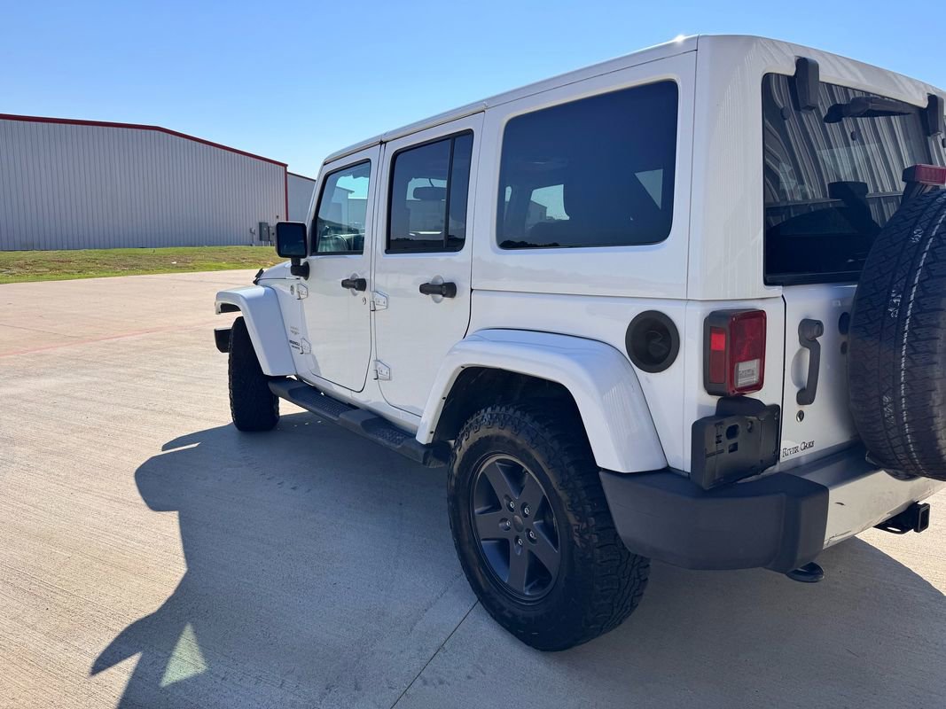 Used 2013 Jeep Wrangler Unlimited Sahara w/ Connectivity Group image 4