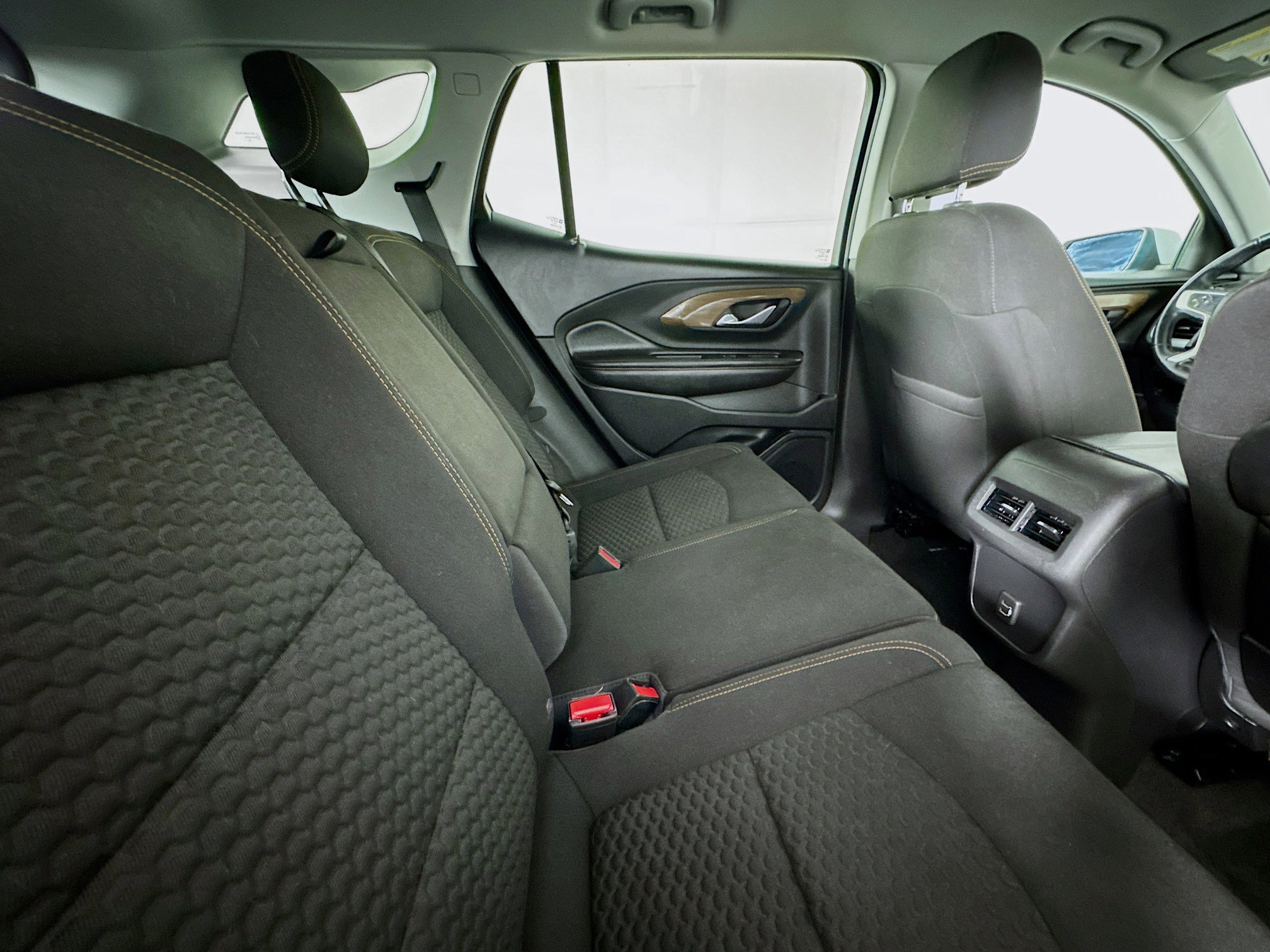 Used 2019 GMC Terrain SLE image 39