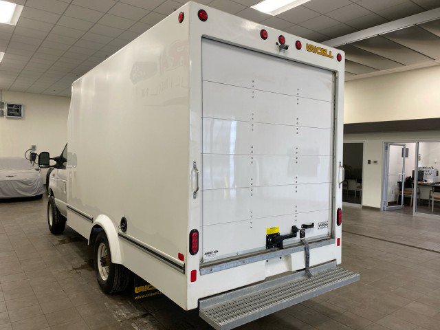 New 2025 Ford E-350 and Econoline 350 Super Duty w/ Power Equipment Group RWD image 5