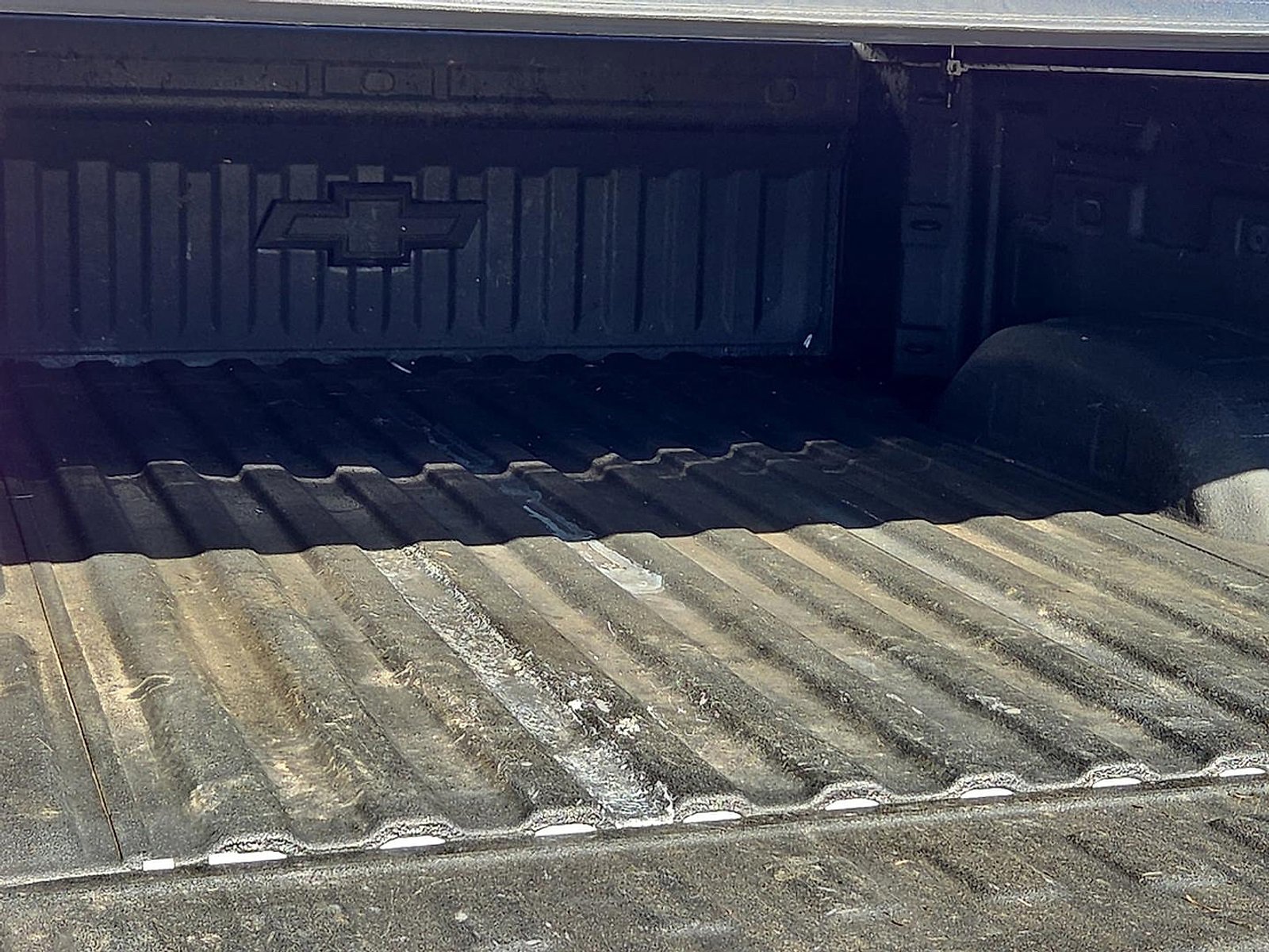 Used 2022 Chevrolet Silverado 2500 Custom w/ Custom Value Package image 8