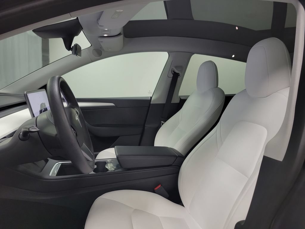 Used 2023 Tesla Model Y Long Range AWD/4WD image 15