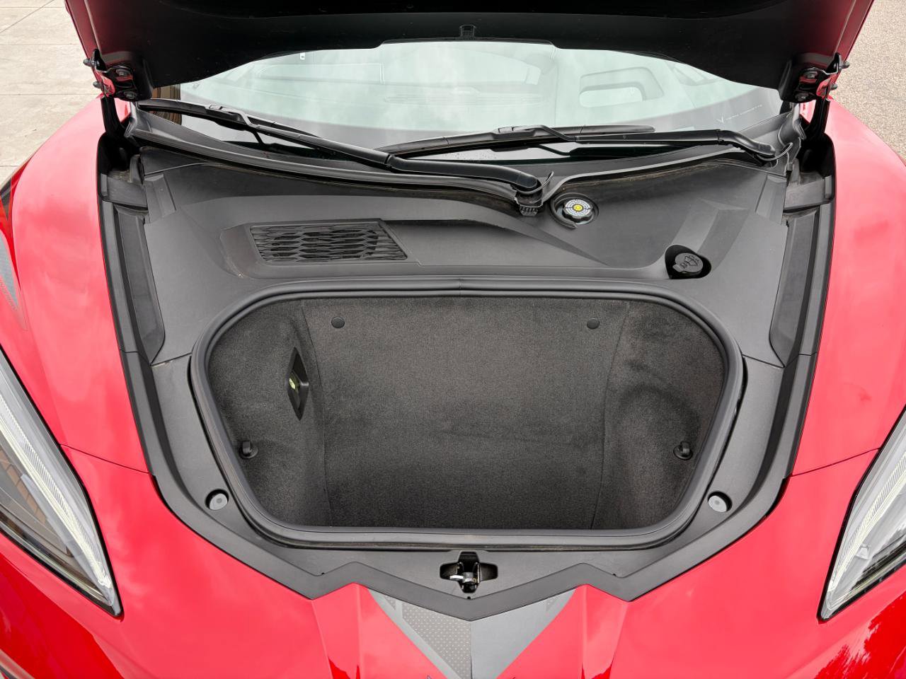 Used 2024 Chevrolet Corvette Stingray Preferred Cpe w/ Z51 Performance Package RWD image 21