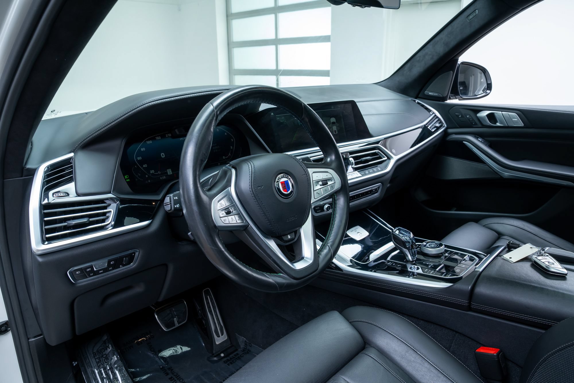 Used 2021 BMW ALPINA XB7 AWD/4WD image 23