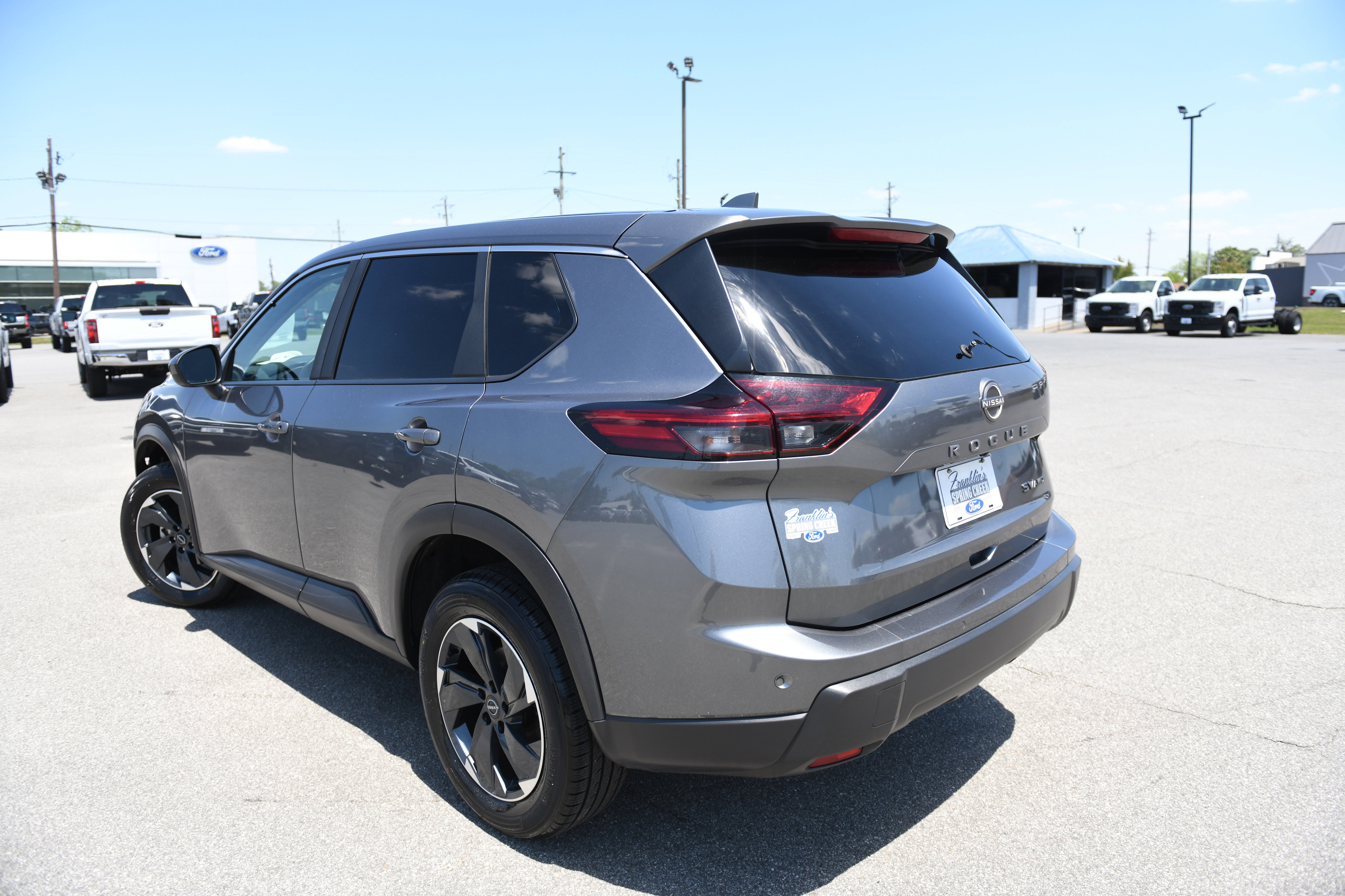 Used 2024 Nissan Rogue SV AWD/4WD image 8