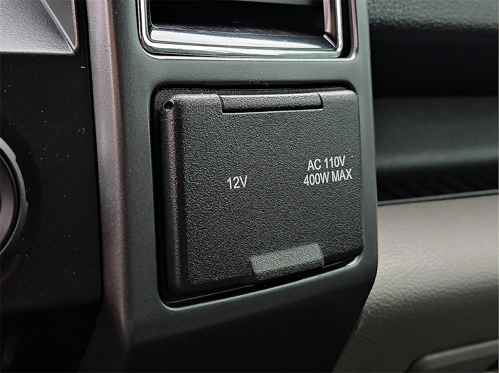 Used 2017 Ford F150 XLT w/ Equipment Group 302A Luxury image 15