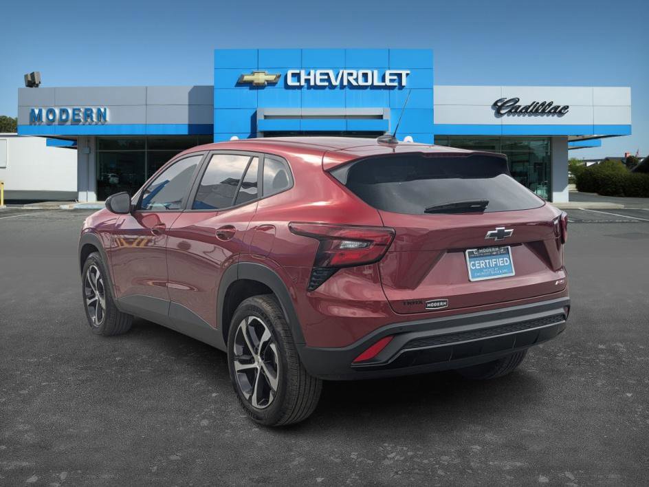 Certified 2025 Chevrolet Trax RS w/ Sunroof Package image 7