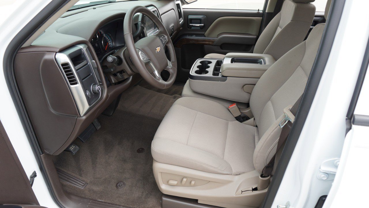 Used 2018 Chevrolet Silverado 1500 LT w/ Texas Edition RWD image 12