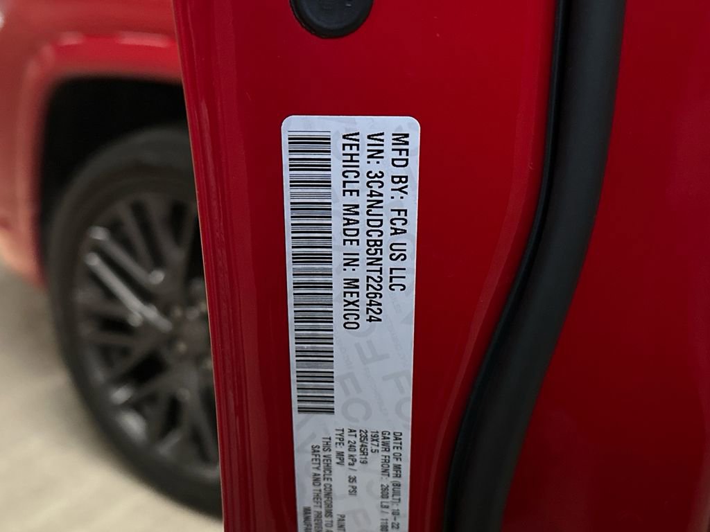 Used 2022 Jeep Compass Limited image 32