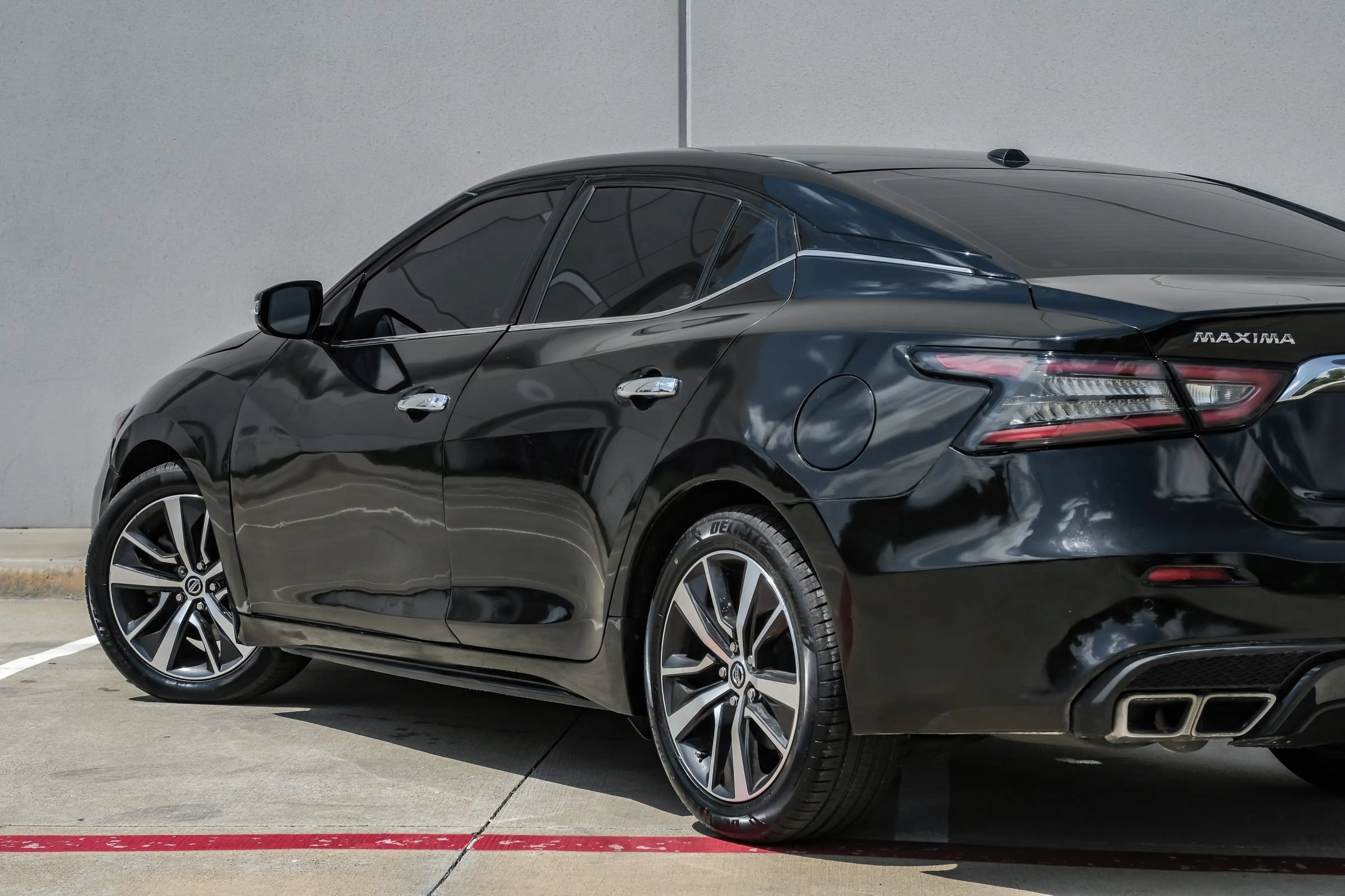 Used 2020 Nissan Maxima 3.5 SV w/ Floor Mat Group FWD image 6