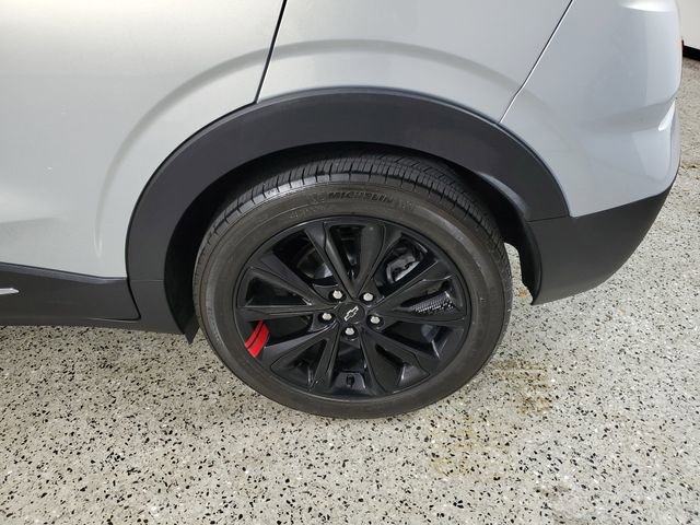Used 2023 Chevrolet Bolt EUV Premier w/ Redline Edition image 9