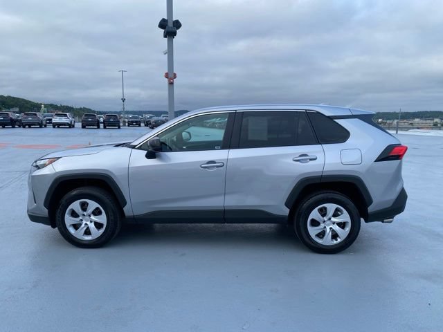 Certified 2025 Toyota RAV4 LE AWD/4WD image 9