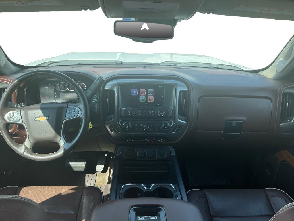 Used 2016 Chevrolet Silverado 2500 High Country w/ High Country Premium Package AWD/4WD image 17