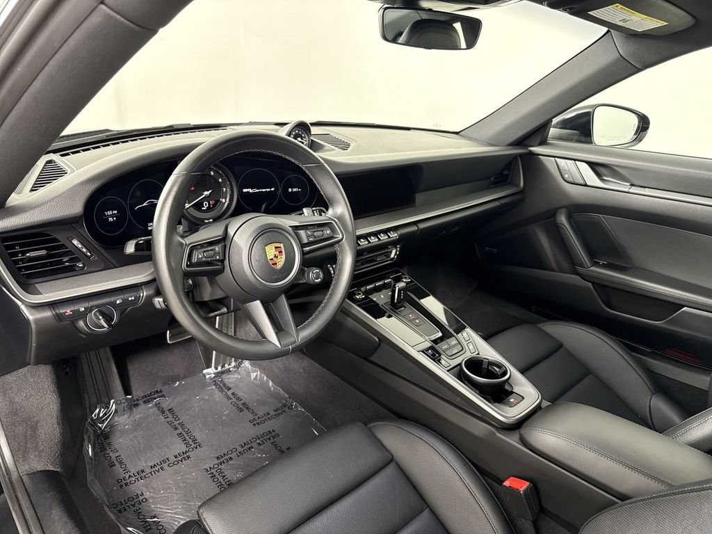Certified 2024 Porsche 911 Carrera 4 AWD/4WD image 4