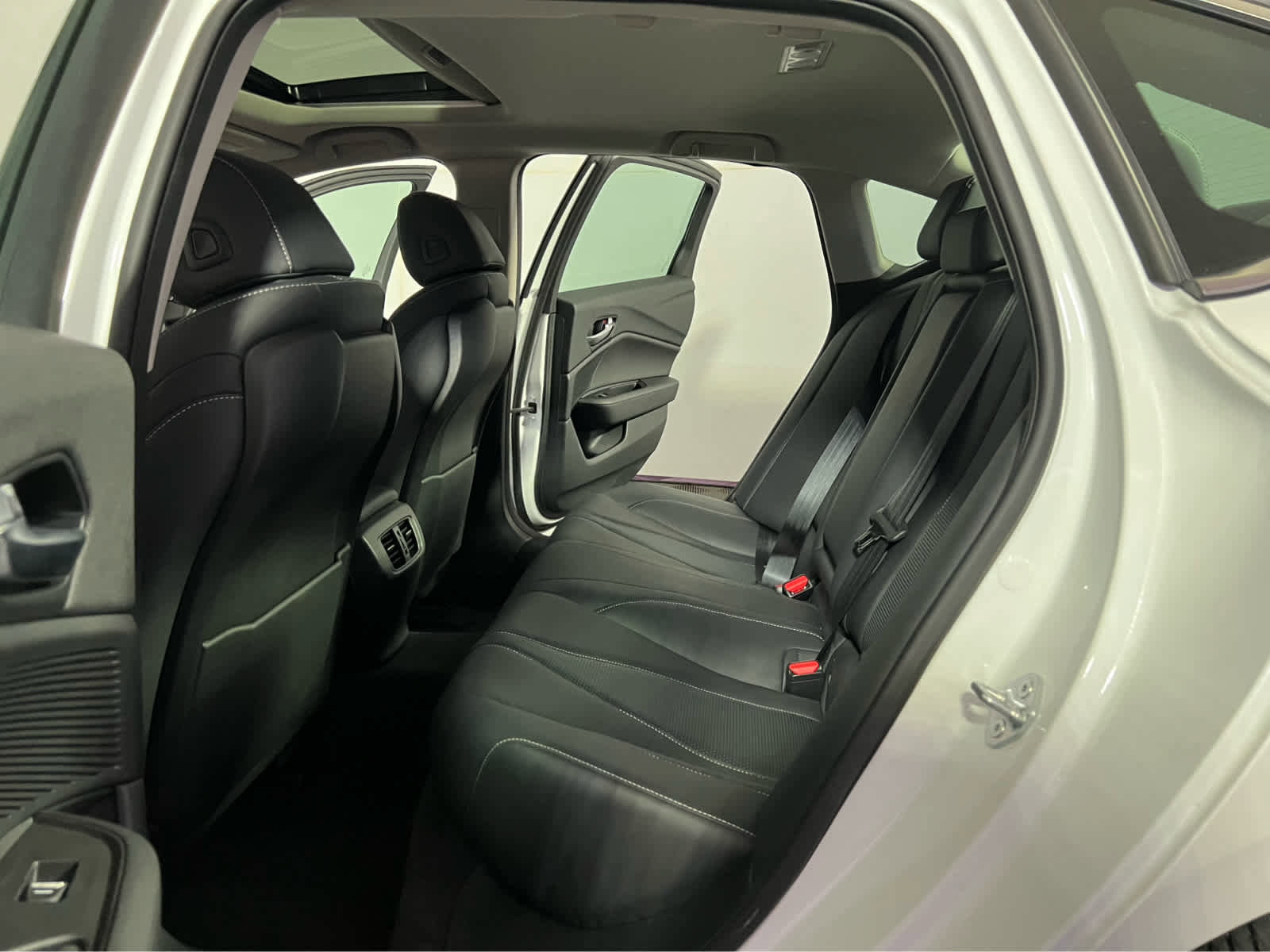 Certified 2023 Acura TLX w/ Technology Package image 23