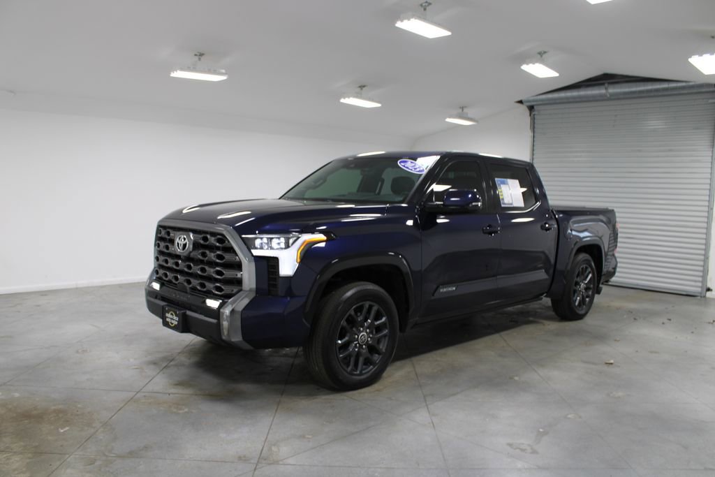 Used 2023 Toyota Tundra Platinum w/ Advanced Package AWD/4WD image 4