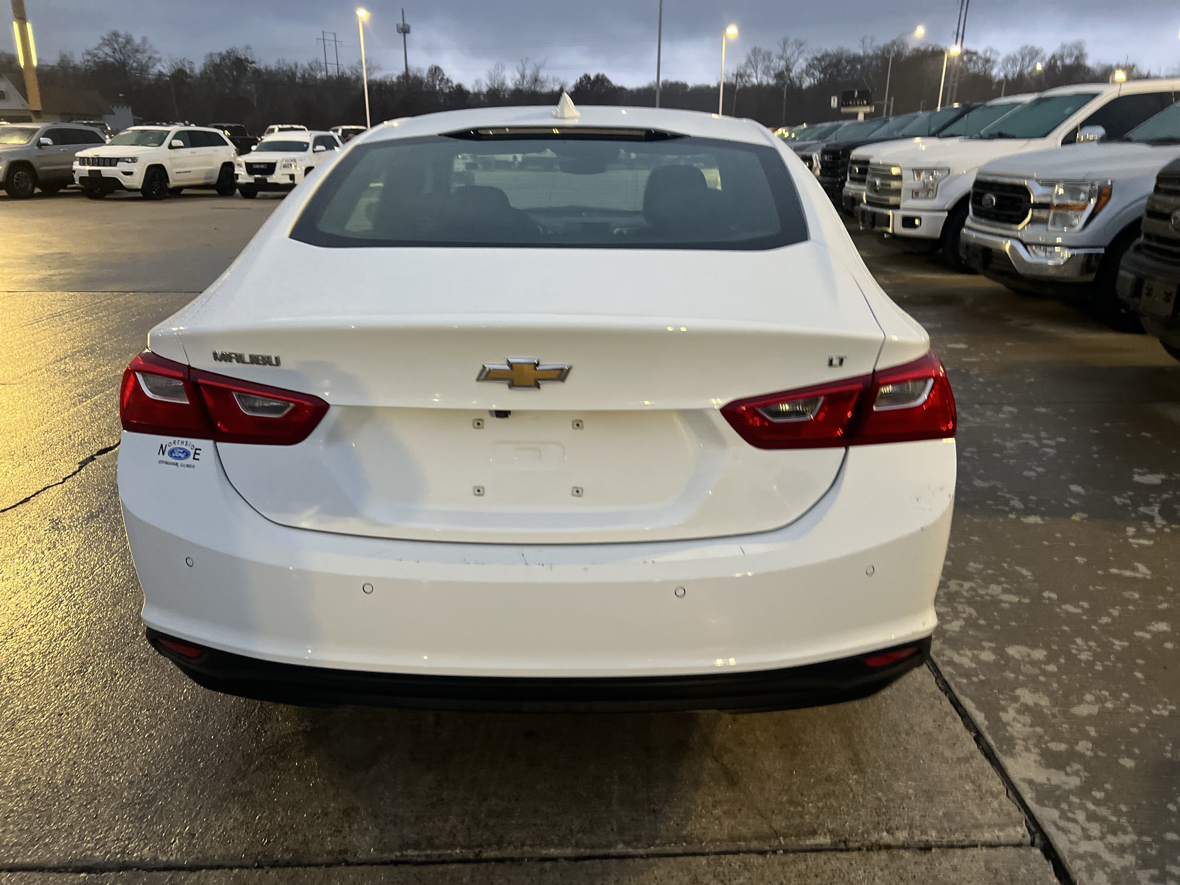 Used 2024 Chevrolet Malibu LT FWD image 5