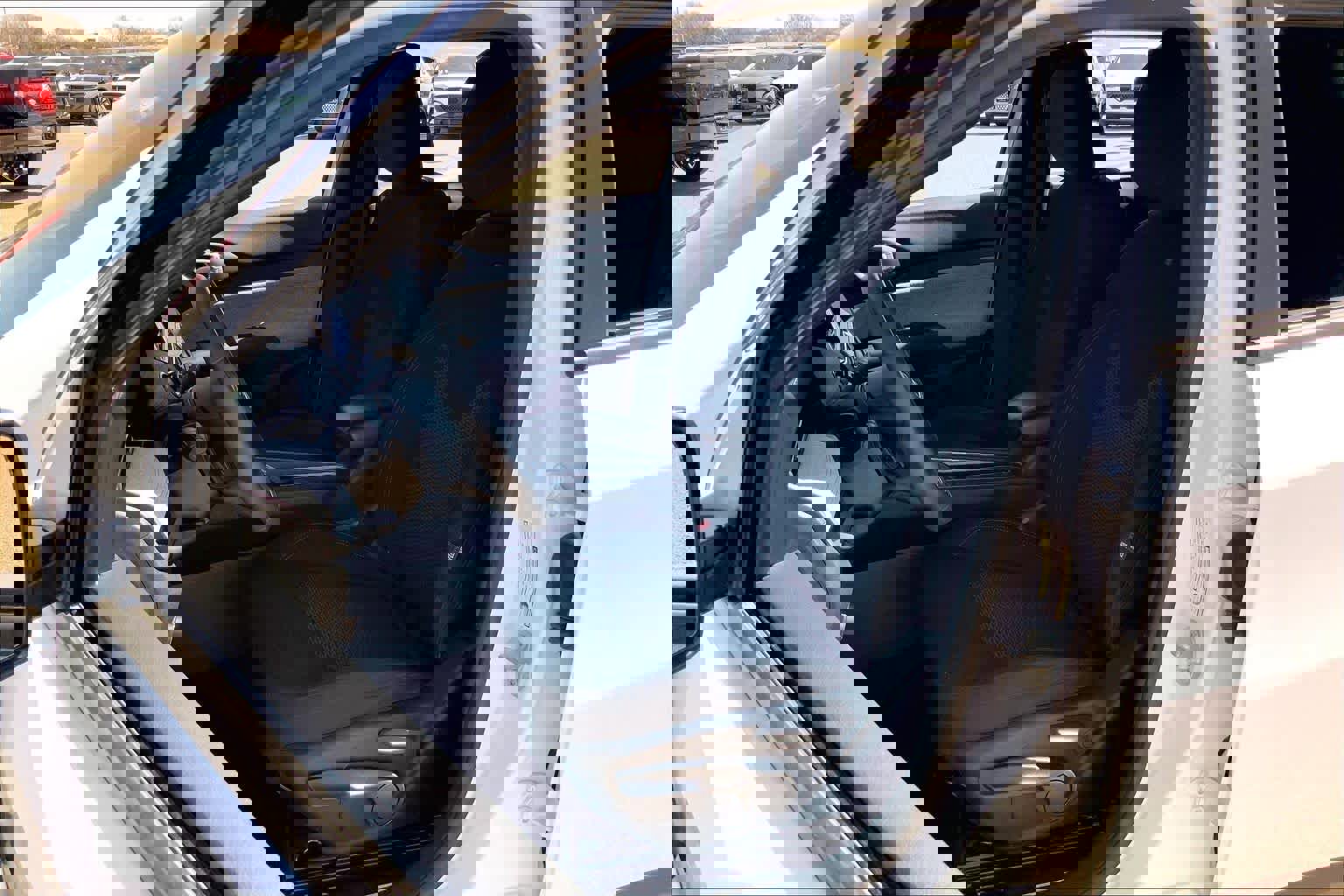 Used 2023 Jeep Compass Sport image 8