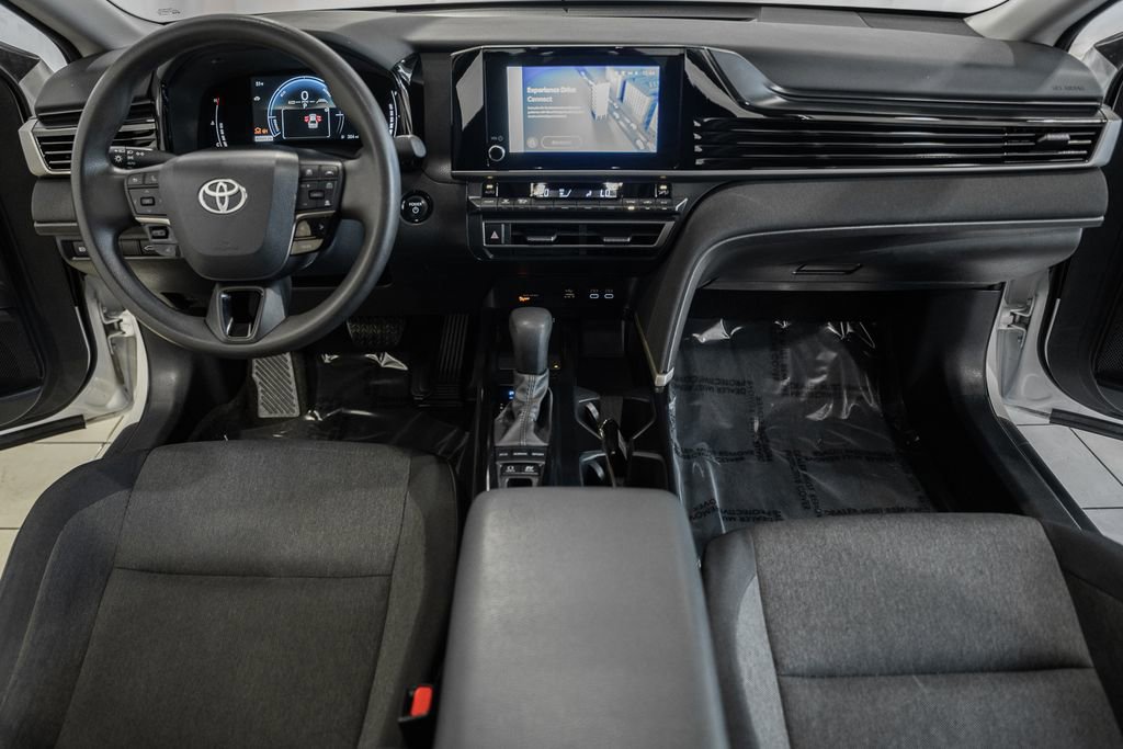 Used 2025 Toyota Camry LE image 16