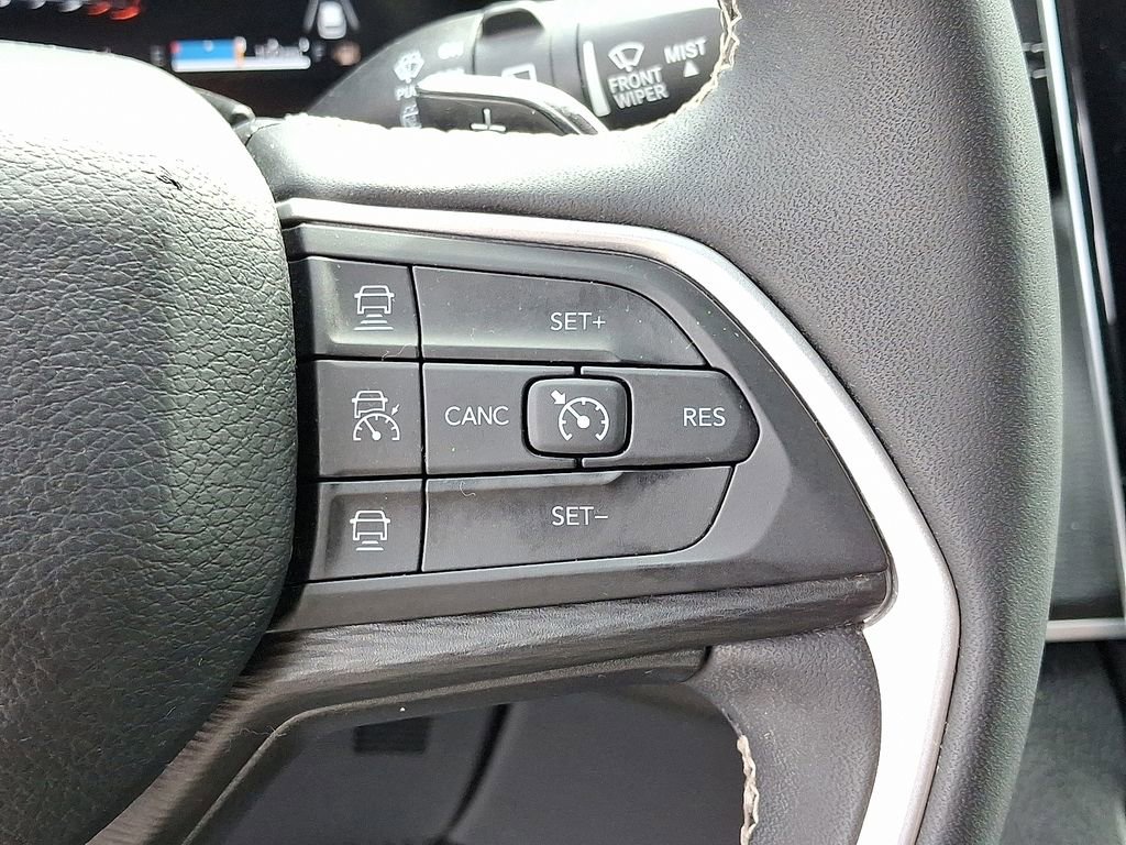 Certified 2024 Jeep Grand Cherokee L Laredo AWD/4WD image 22