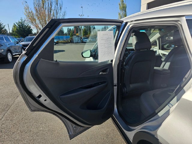 Used 2017 Chevrolet Bolt Premier w/ Driver Confidence II Package FWD image 19