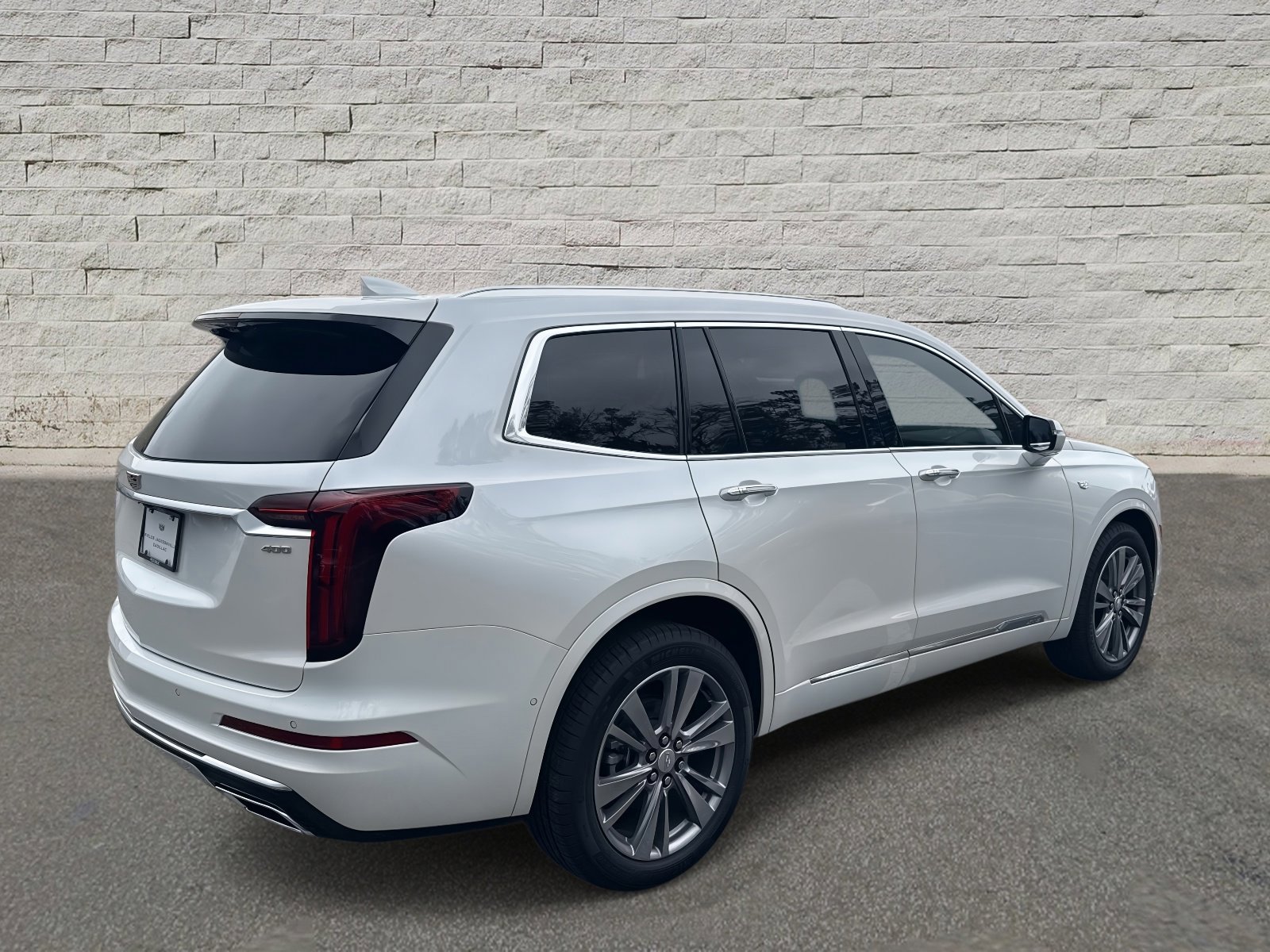New 2025 Cadillac XT6 Premium Luxury w/ Platinum Package image 5