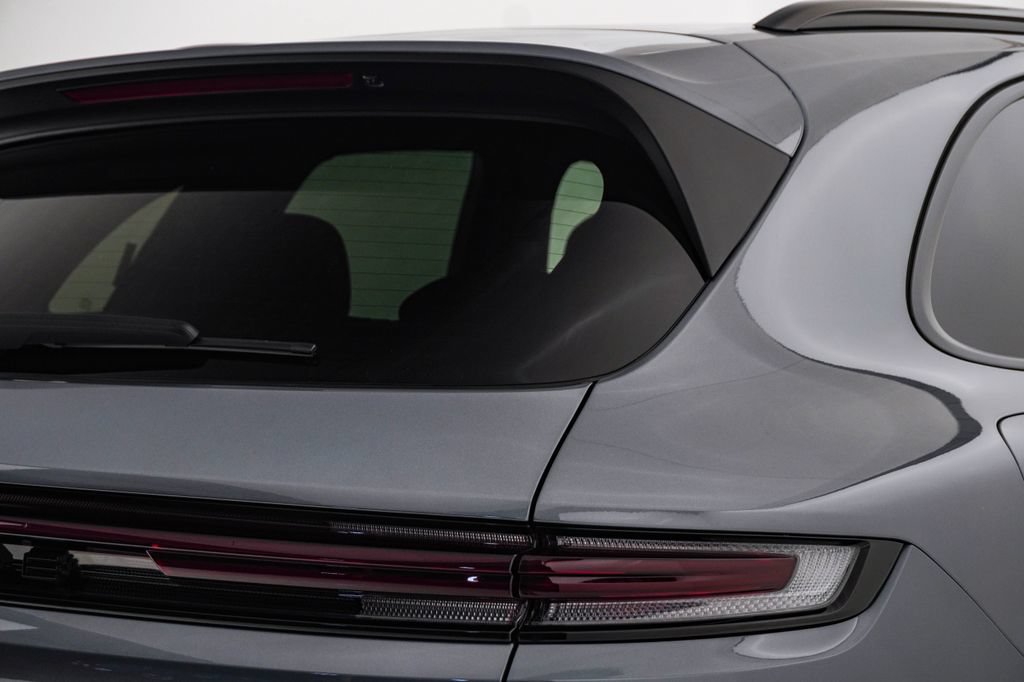 New 2026 Porsche Cayenne S AWD/4WD image 12