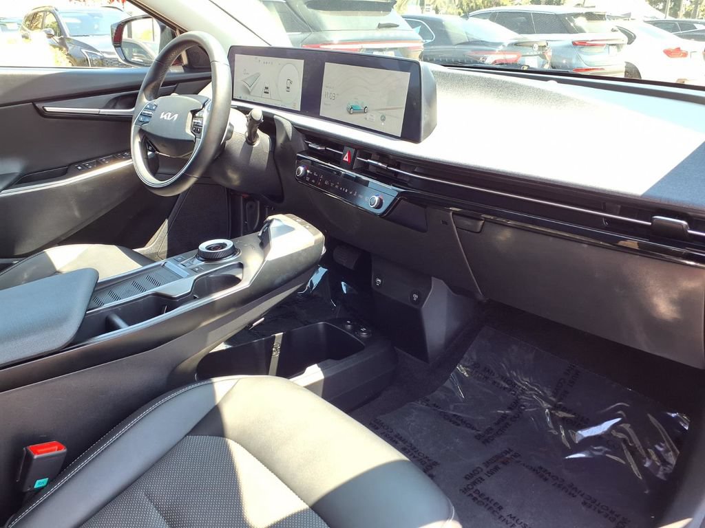 Certified 2024 Kia EV6 Light RWD image 12