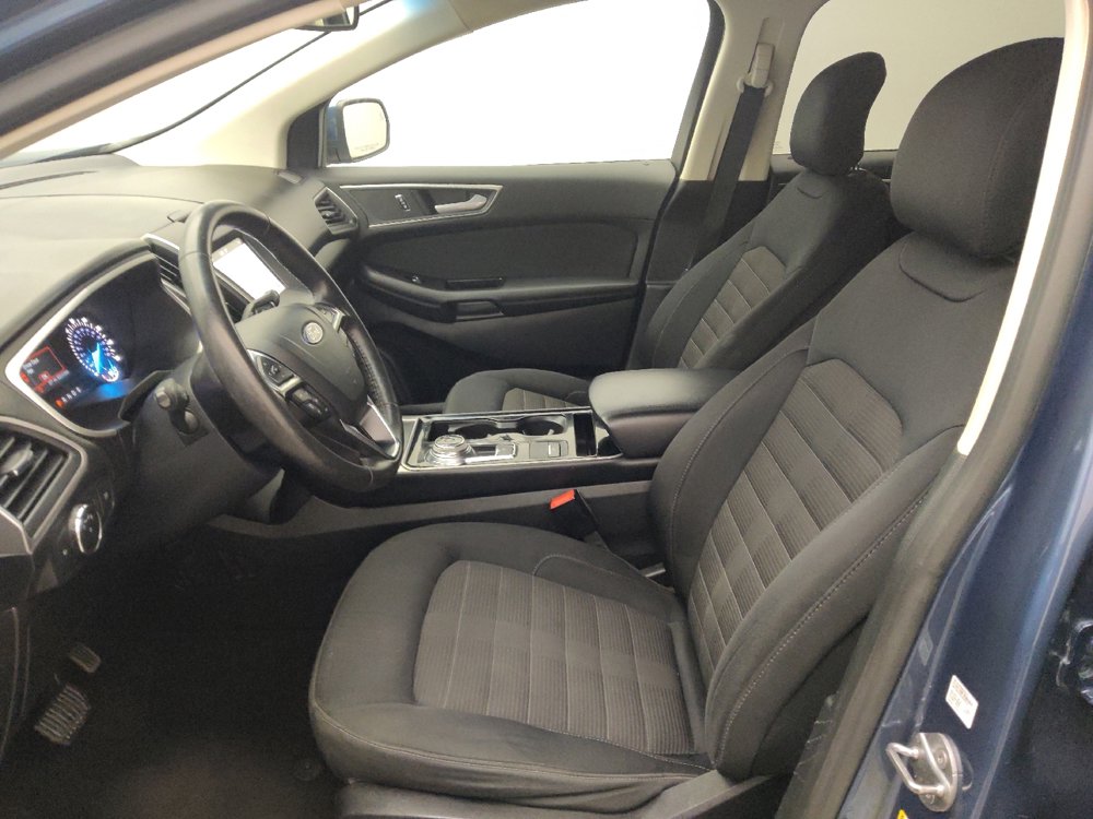 Used 2019 Ford Edge SEL image 17