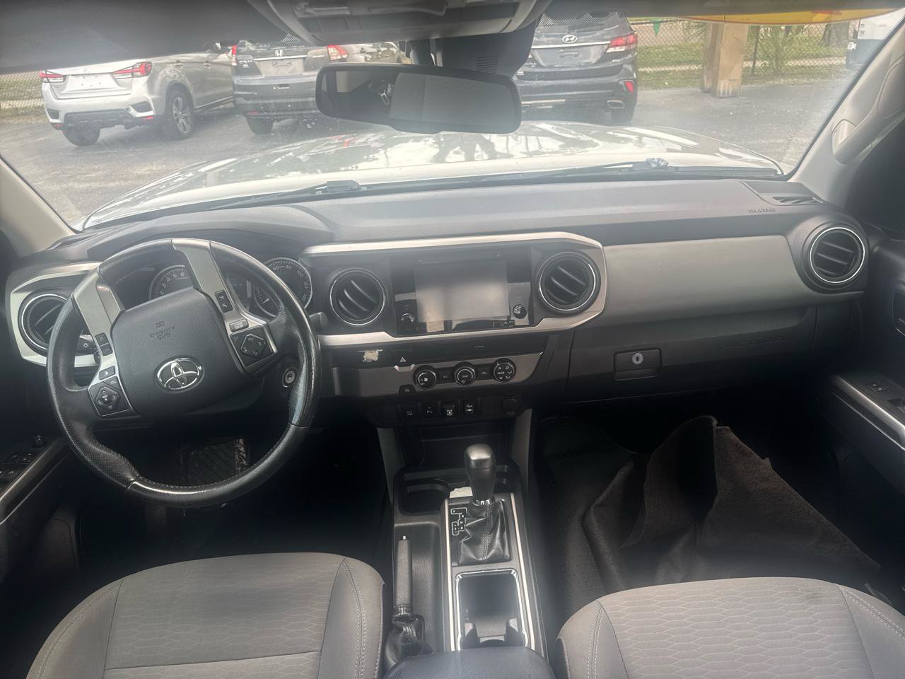Used 2019 Toyota Tacoma SR5 RWD image 7